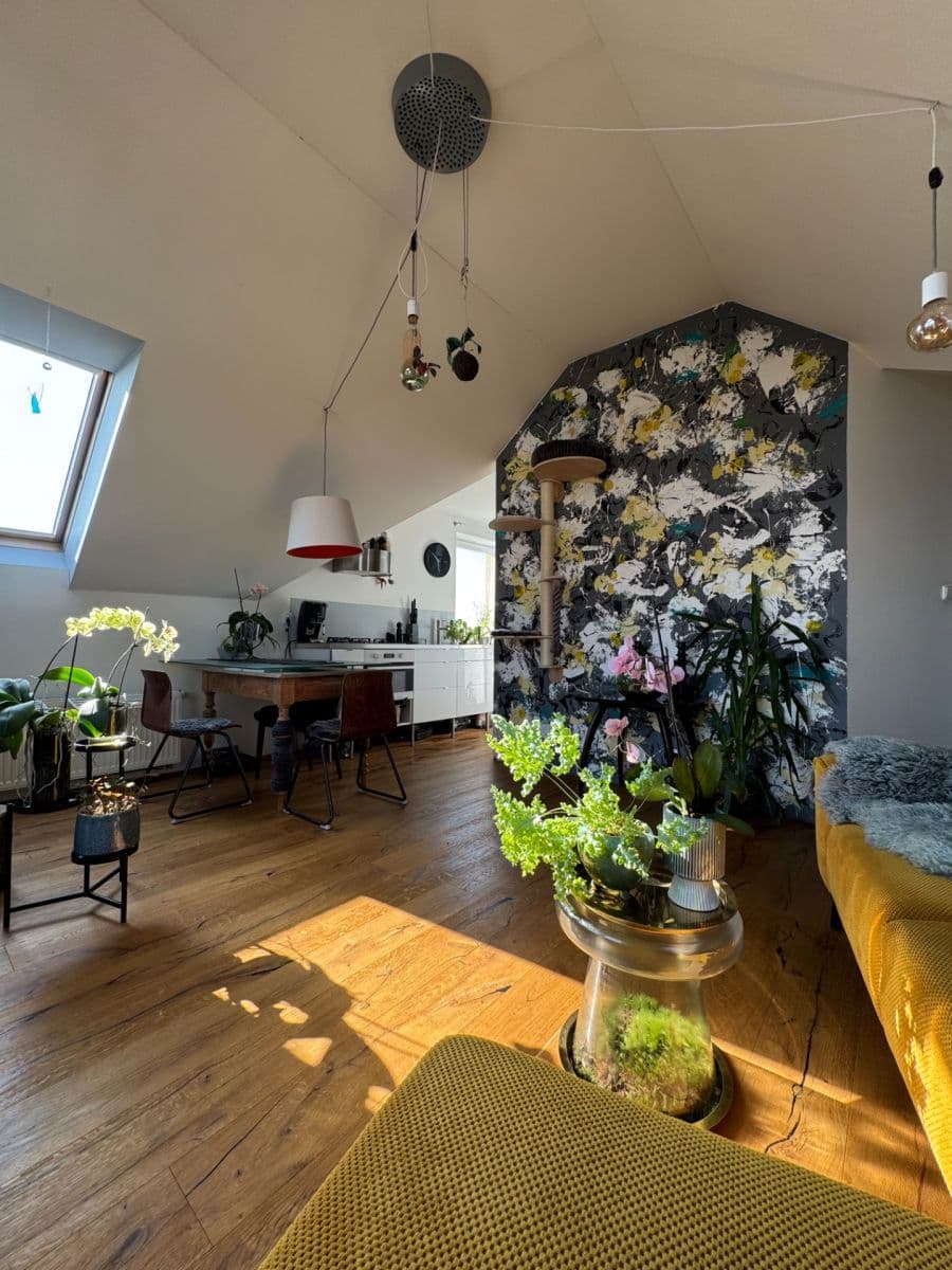 2 bedroom with open-plan kitchen flat for sale, 66 m², Žiželická, Prague, Prague 2 bedroom with open-plan kitchen flat for sale, 66 m², Žiželická, Prague, Prague