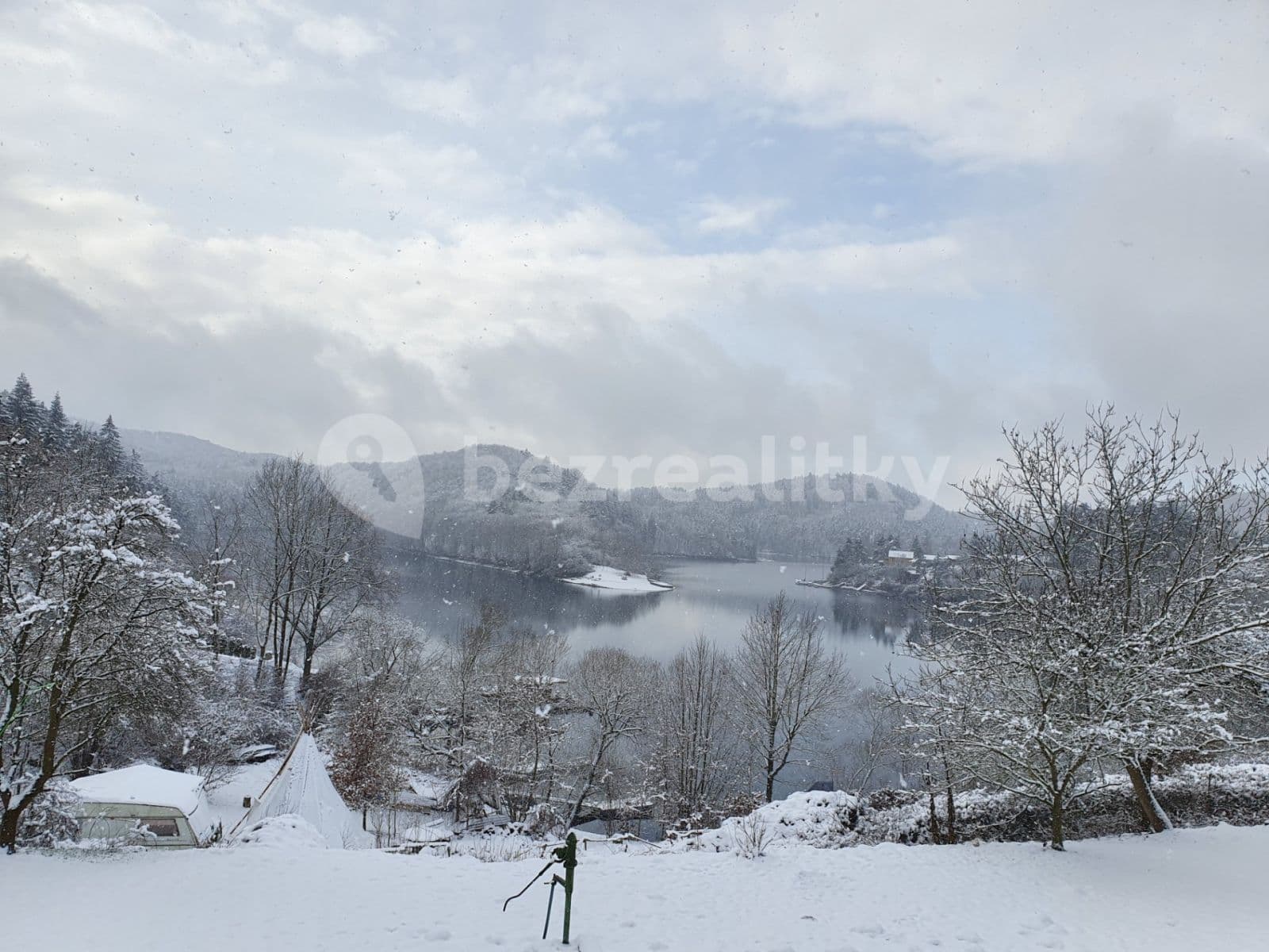 recreational property for sale, 1,265 m², Křečovice, Středočeský Region recreational property for sale, 1,265 m², Křečovice, Středočeský Region