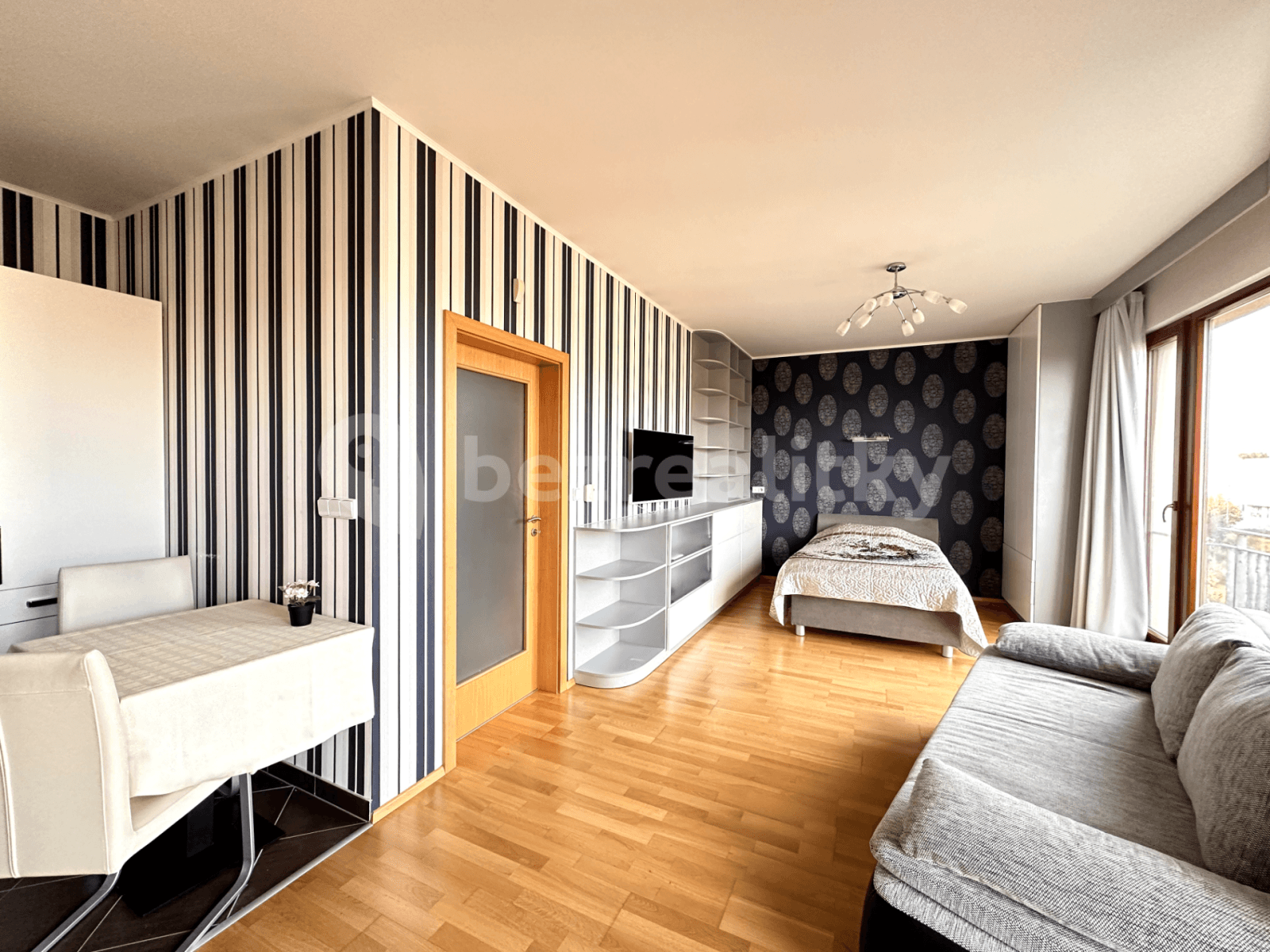 Studio flat to rent, 39 m², Nad Dalejským údolím, Prague, Prague Studio flat to rent, 39 m², Nad Dalejským údolím, Prague, Prague