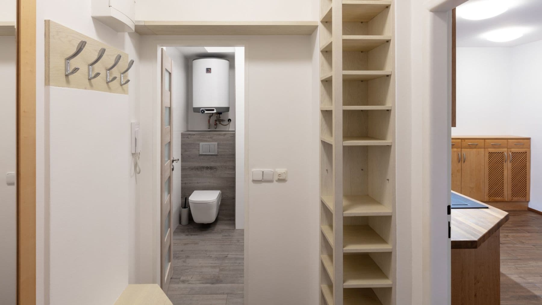 1 bedroom with open-plan kitchen flat to rent, 38 m², Na Klimentce, Prague, Prague 1 bedroom with open-plan kitchen flat to rent, 38 m², Na Klimentce, Prague, Prague