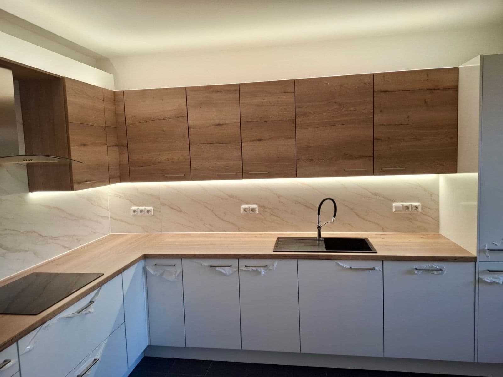 4 bedroom flat to rent, 100 m², Josefa Hory, Jablonec nad Nisou, Liberecký Region 4 bedroom flat to rent, 100 m², Josefa Hory, Jablonec nad Nisou, Liberecký Region