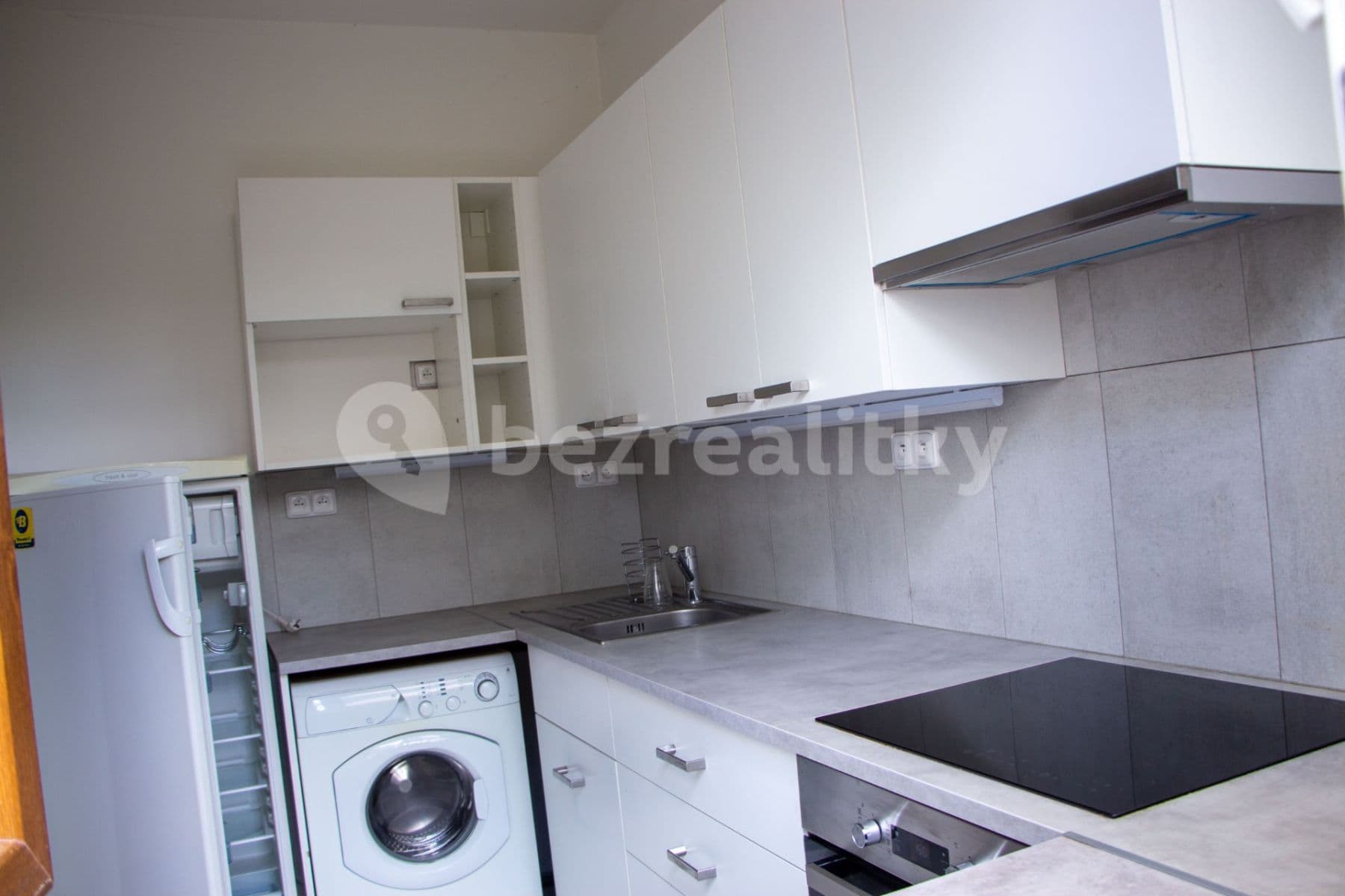1 bedroom with open-plan kitchen flat to rent, 50 m², Krkoškova, Brno, Jihomoravský Region 1 bedroom with open-plan kitchen flat to rent, 50 m², Krkoškova, Brno, Jihomoravský Region