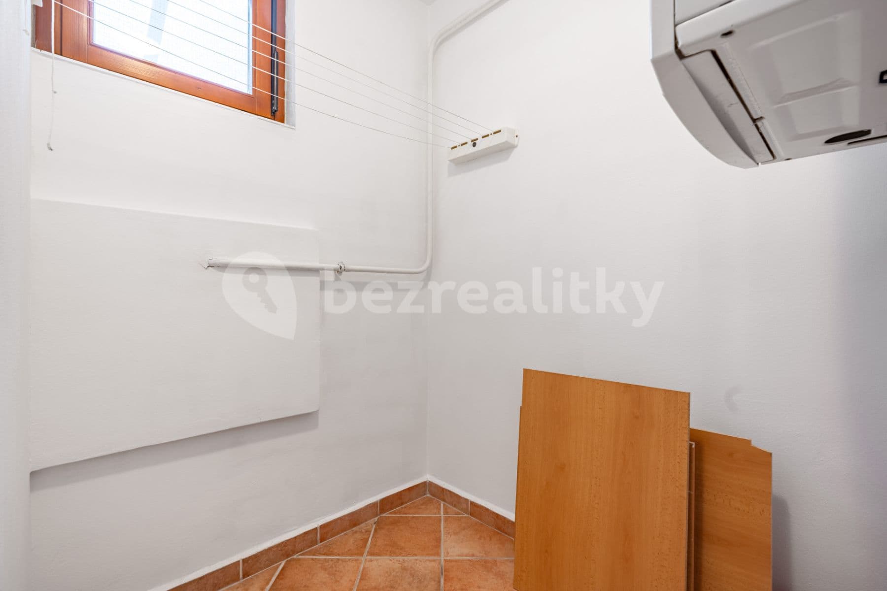 1 bedroom with open-plan kitchen flat to rent, 79 m², Hrnčířská, Brno, Jihomoravský Region 1 bedroom with open-plan kitchen flat to rent, 79 m², Hrnčířská, Brno, Jihomoravský Region