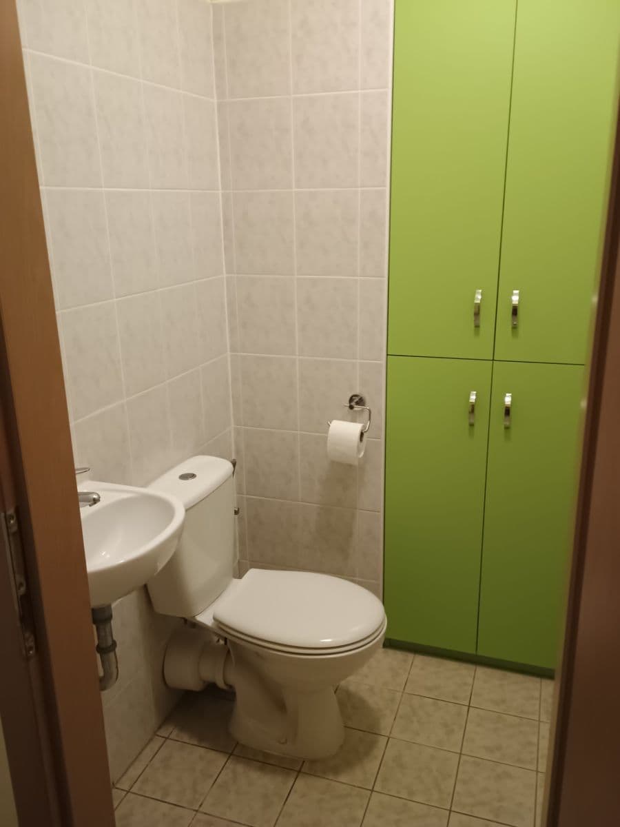 2 bedroom with open-plan kitchen flat to rent, 72 m², Nad Paloučkem, Beroun, Středočeský Region 2 bedroom with open-plan kitchen flat to rent, 72 m², Nad Paloučkem, Beroun, Středočeský Region