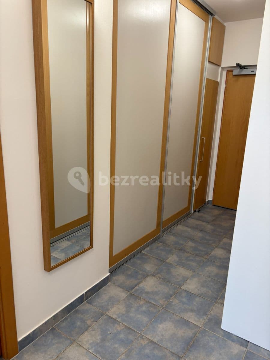 3 bedroom flat to rent, 91 m², Nevanova, Prague, Prague 3 bedroom flat to rent, 91 m², Nevanova, Prague, Prague