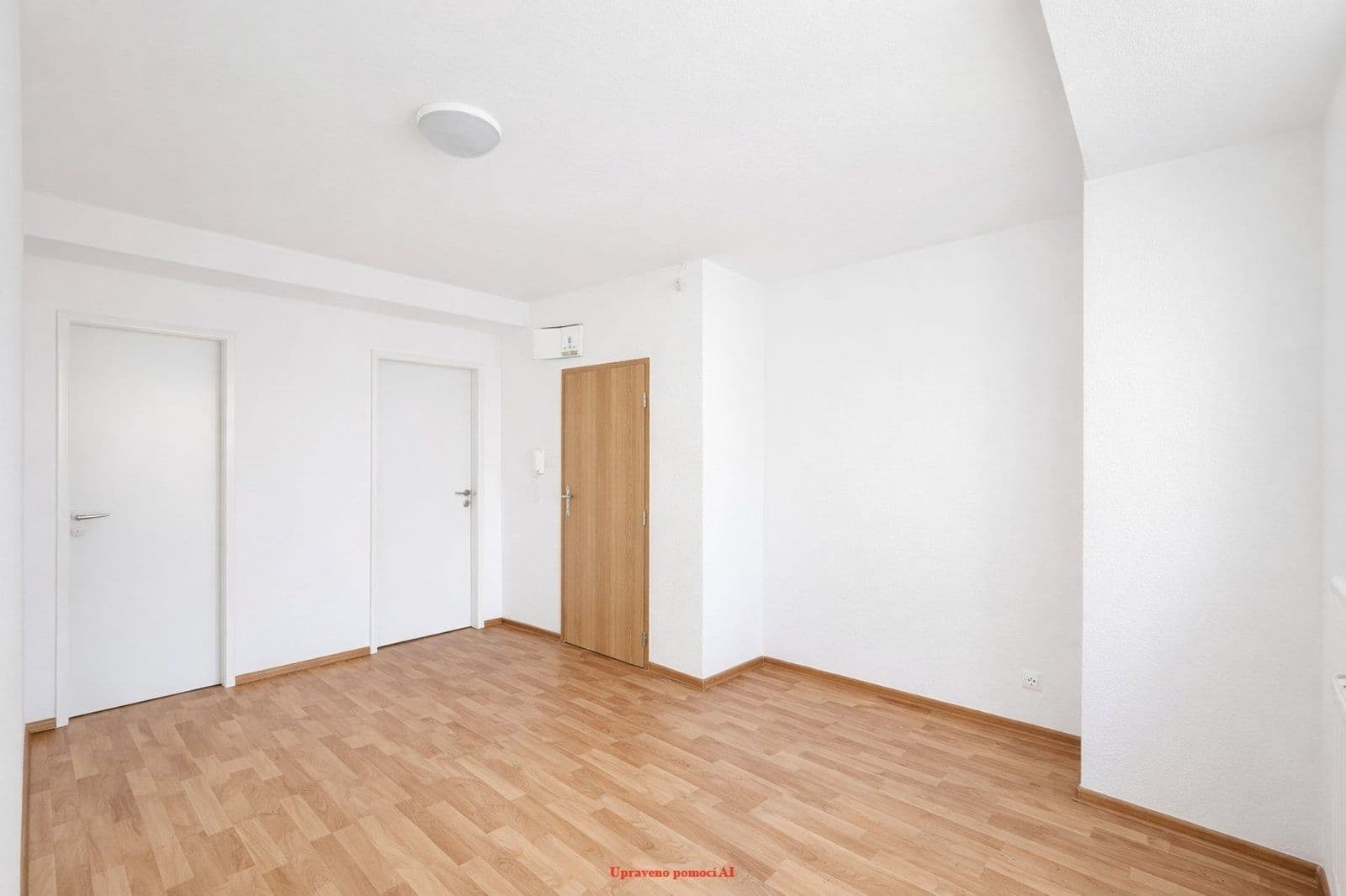 2 bedroom with open-plan kitchen flat to rent, 74 m², Hlavní třída, Havířov, Moravskoslezský Region 2 bedroom with open-plan kitchen flat to rent, 74 m², Hlavní třída, Havířov, Moravskoslezský Region