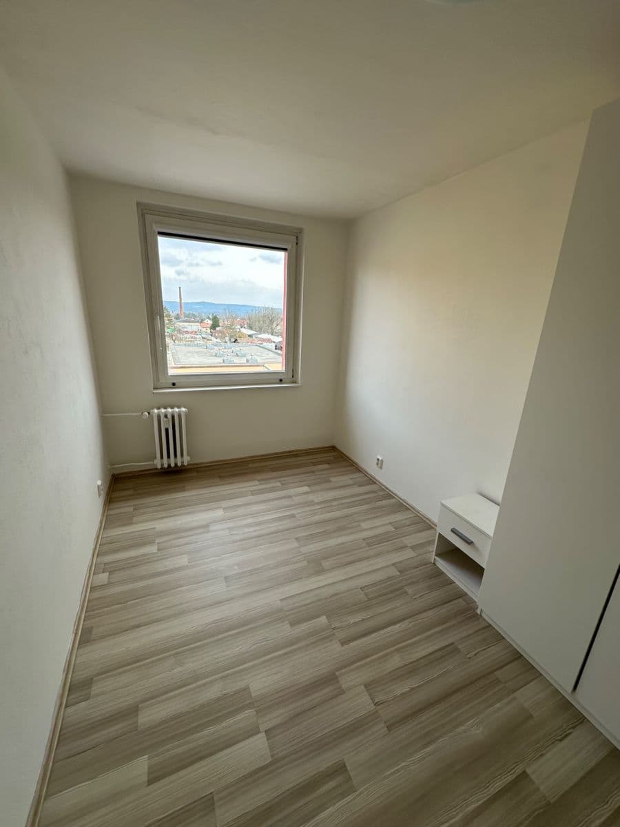 1 bedroom with open-plan kitchen flat to rent, 44 m², Nad Papežem, Dobříš, Středočeský Region 1 bedroom with open-plan kitchen flat to rent, 44 m², Nad Papežem, Dobříš, Středočeský Region