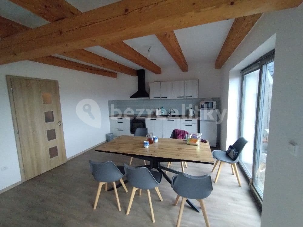house to rent, 86 m², Jeníkov, Pardubický Region house to rent, 86 m², Jeníkov, Pardubický Region