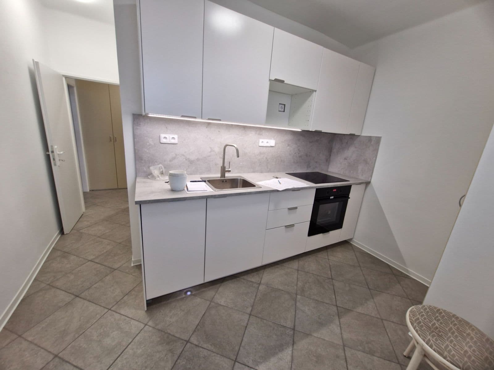 2 bedroom flat to rent, 53 m², Pod Lipami, Prague, Prague 2 bedroom flat to rent, 53 m², Pod Lipami, Prague, Prague