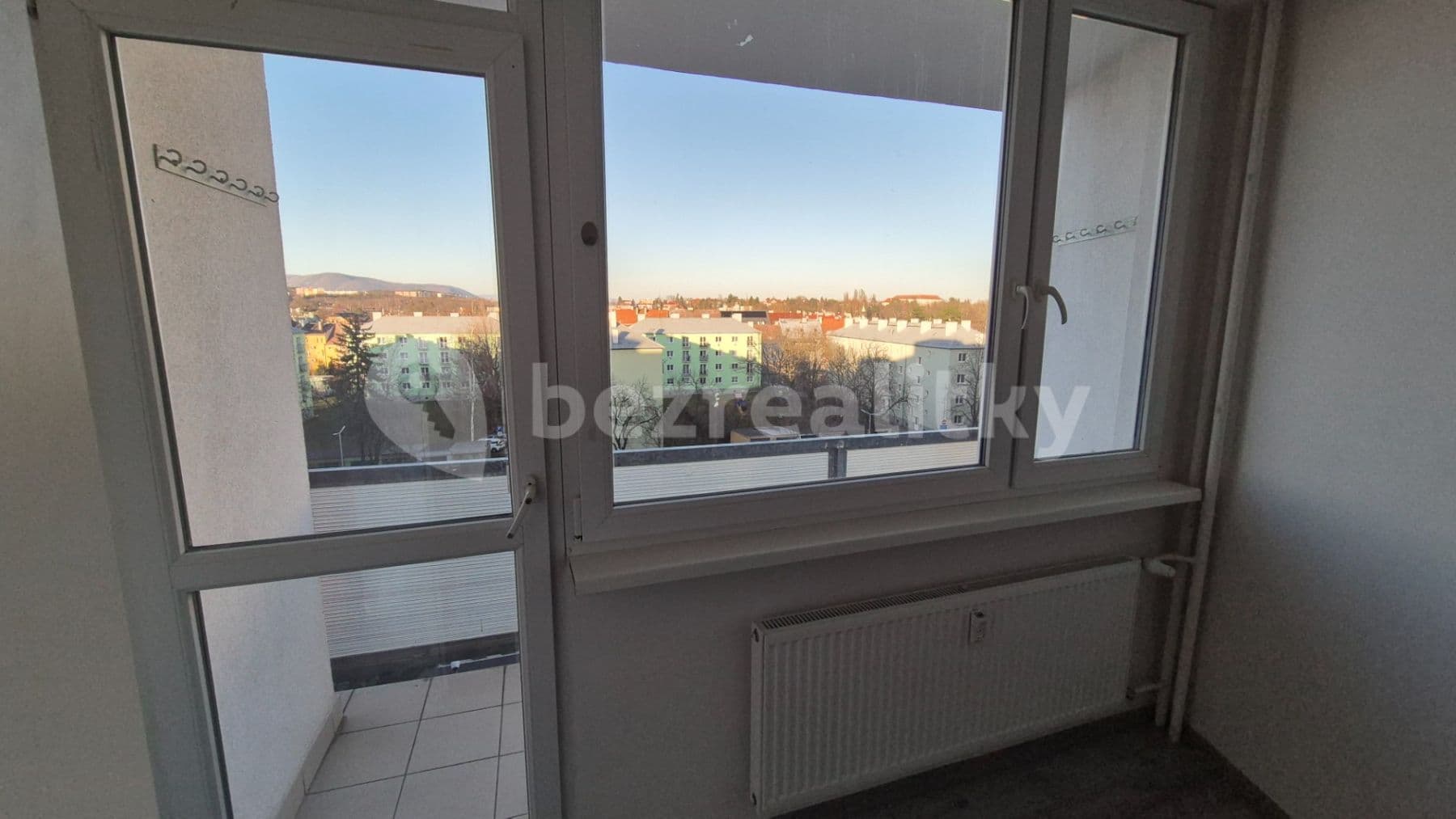 3 bedroom flat to rent, 76 m², Bezručova, Chomutov, Ústecký Region 3 bedroom flat to rent, 76 m², Bezručova, Chomutov, Ústecký Region