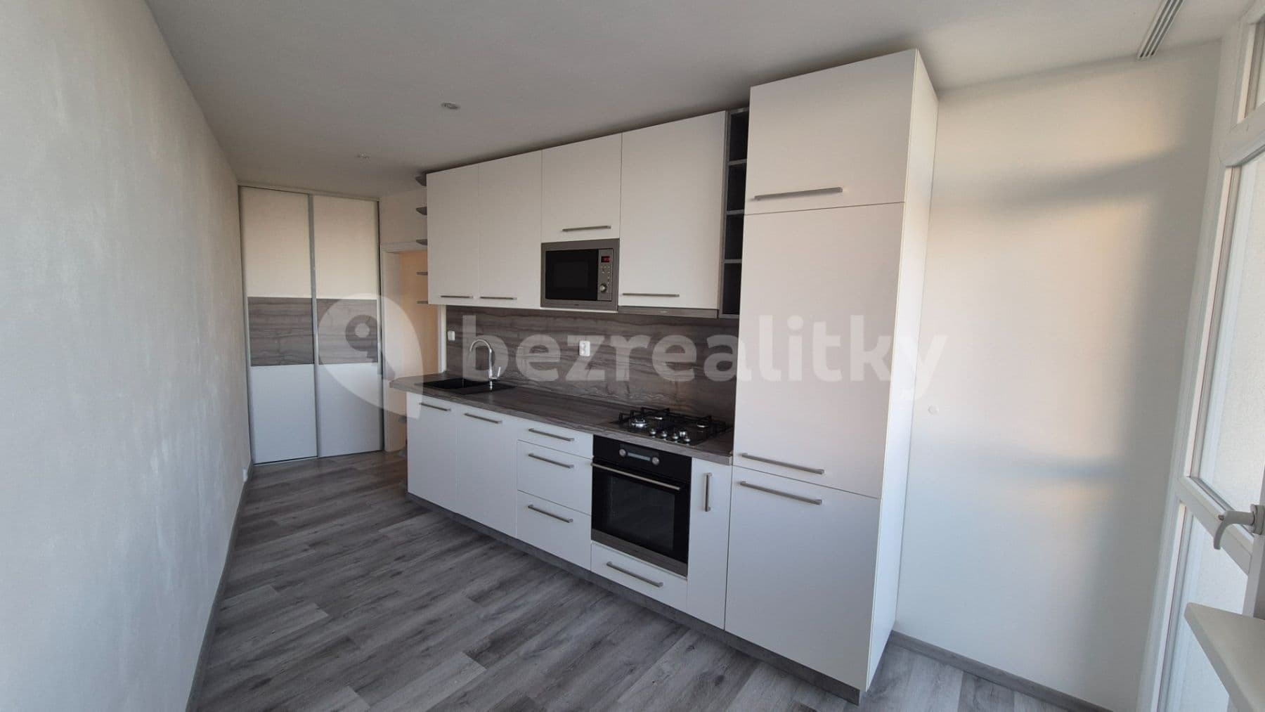 3 bedroom flat to rent, 76 m², Bezručova, Chomutov, Ústecký Region 3 bedroom flat to rent, 76 m², Bezručova, Chomutov, Ústecký Region