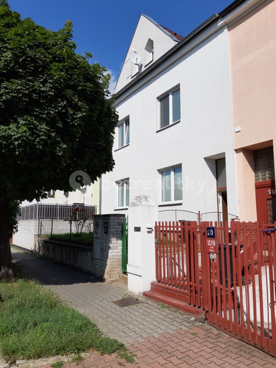 3 bedroom flat to rent, 80 m², Nad Mazankou, Prague, Prague 3 bedroom flat to rent, 80 m², Nad Mazankou, Prague, Prague