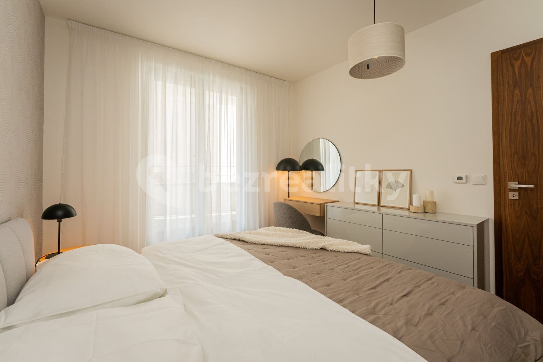 1 bedroom with open-plan kitchen flat to rent, 67 m², Čumpelíkova, Prague, Prague 1 bedroom with open-plan kitchen flat to rent, 67 m², Čumpelíkova, Prague, Prague