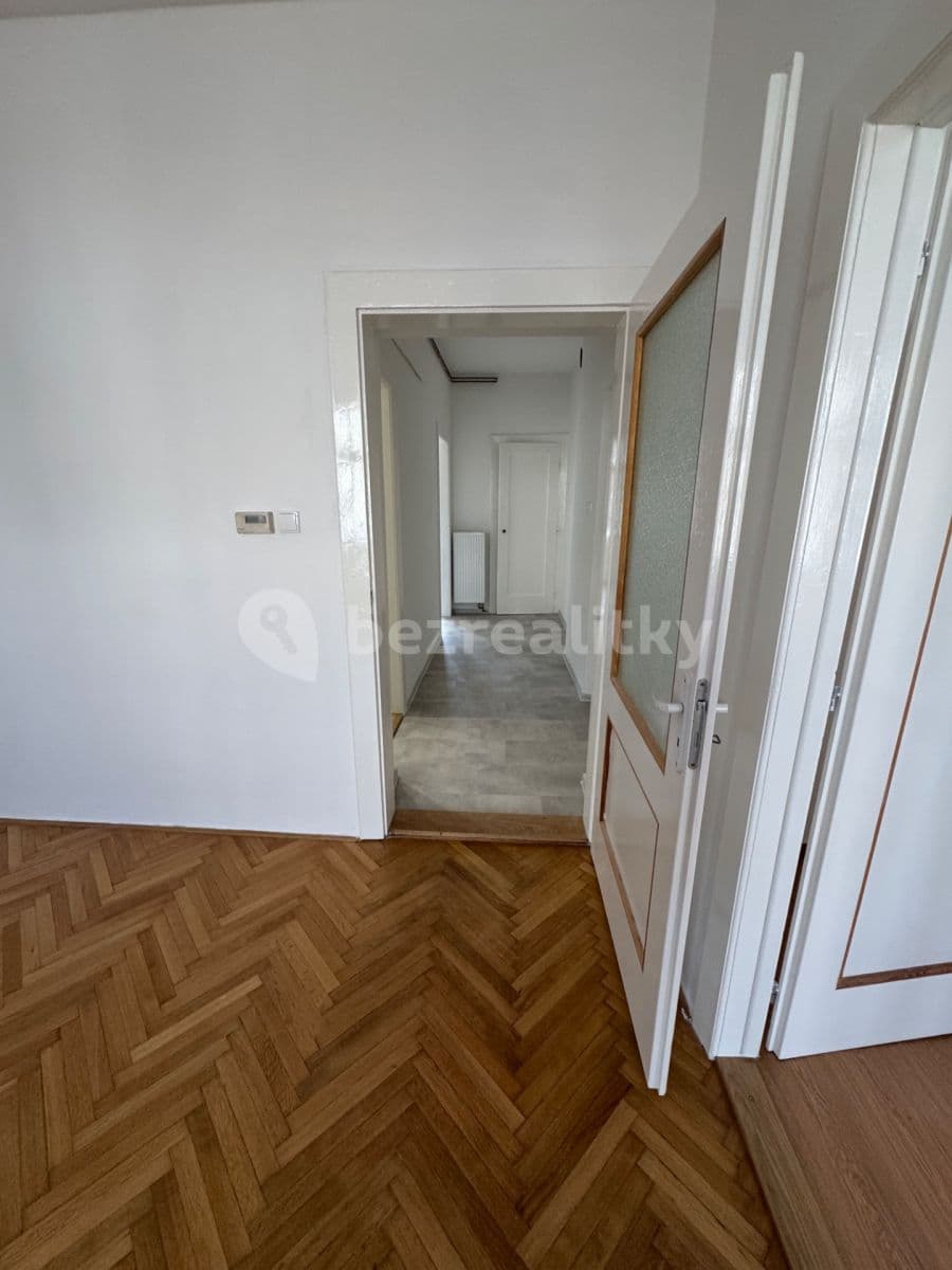2 bedroom flat to rent, 60 m², Renneská třída, Brno, Jihomoravský Region 2 bedroom flat to rent, 60 m², Renneská třída, Brno, Jihomoravský Region