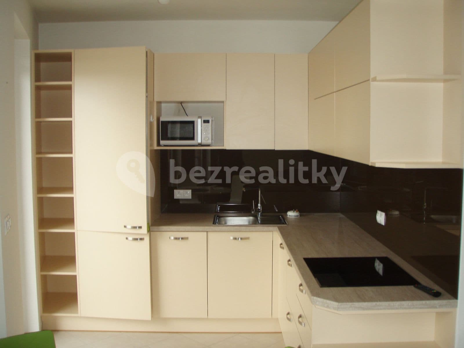 1 bedroom with open-plan kitchen flat to rent, 54 m², Papírníkova, Prague, Prague 1 bedroom with open-plan kitchen flat to rent, 54 m², Papírníkova, Prague, Prague