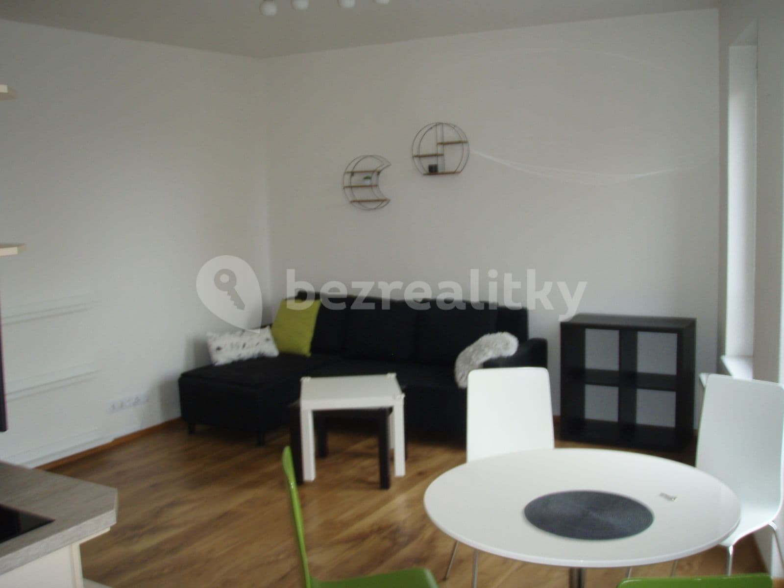 1 bedroom with open-plan kitchen flat to rent, 54 m², Papírníkova, Prague, Prague 1 bedroom with open-plan kitchen flat to rent, 54 m², Papírníkova, Prague, Prague