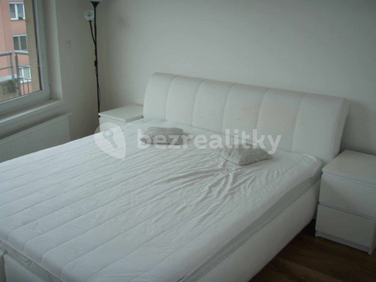 1 bedroom with open-plan kitchen flat to rent, 54 m², Papírníkova, Prague, Prague 1 bedroom with open-plan kitchen flat to rent, 54 m², Papírníkova, Prague, Prague