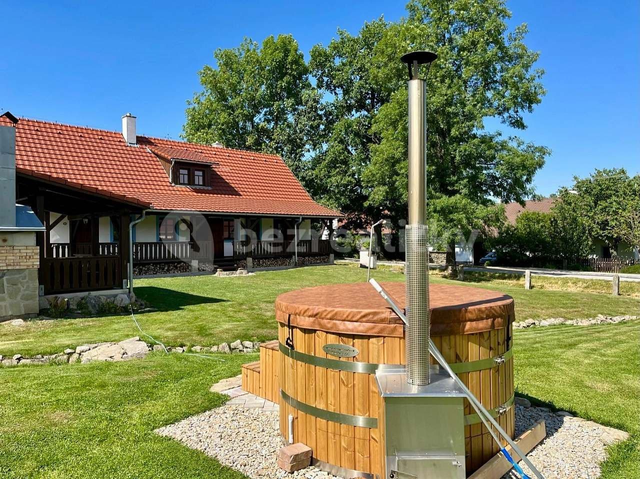 recreational property to rent, 0 m², Kunžak, Jihočeský Region recreational property to rent, 0 m², Kunžak, Jihočeský Region