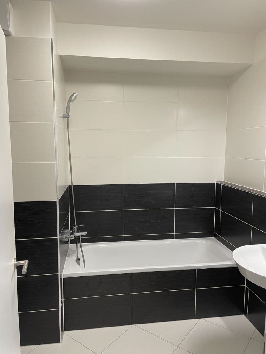 Studio flat to rent, 38 m², Gollové, Prague, Prague Studio flat to rent, 38 m², Gollové, Prague, Prague