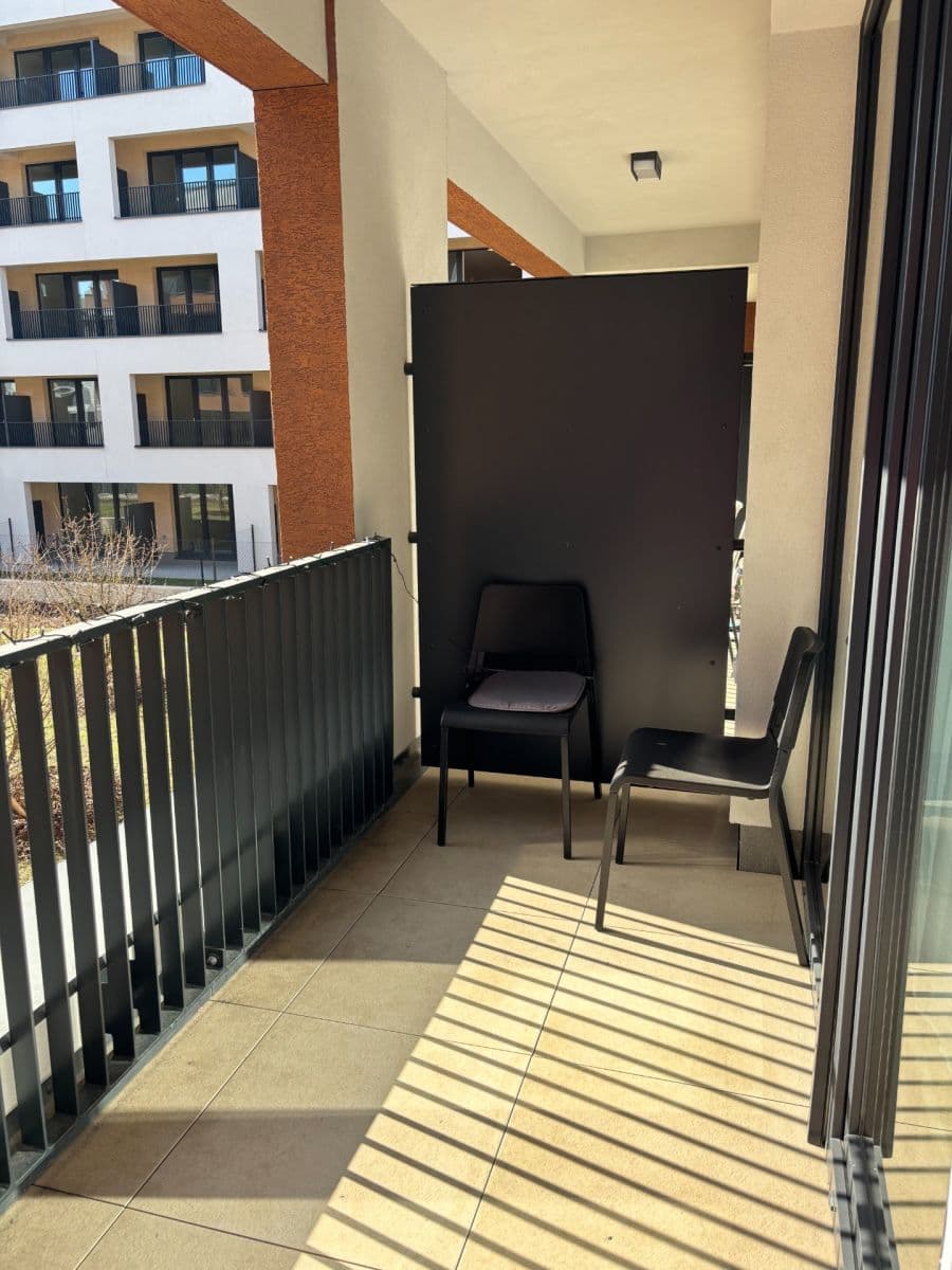 Studio flat to rent, 35 m², Poděbradská, Prague, Prague Studio flat to rent, 35 m², Poděbradská, Prague, Prague