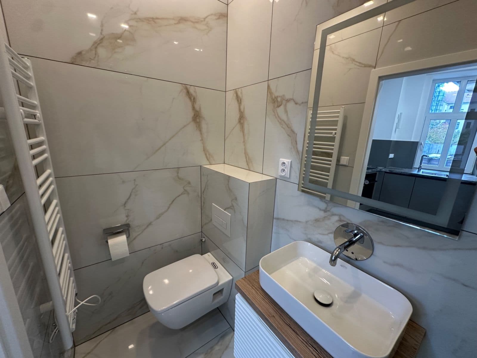 1 bedroom with open-plan kitchen flat to rent, 71 m², Milady Horákové, Prague, Prague 1 bedroom with open-plan kitchen flat to rent, 71 m², Milady Horákové, Prague, Prague