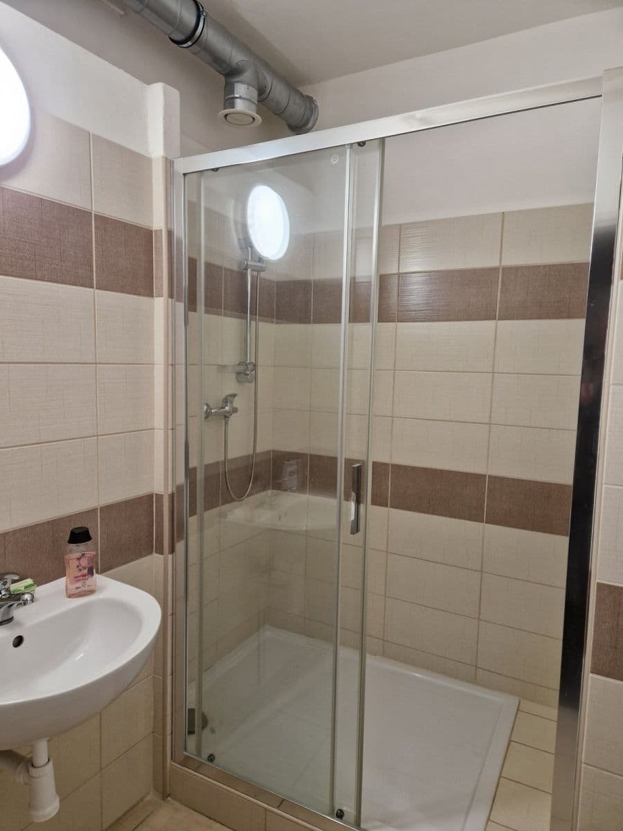 non-residential property to rent, 30 m², Hlavní třída, Havířov, Moravskoslezský Region non-residential property to rent, 30 m², Hlavní třída, Havířov, Moravskoslezský Region