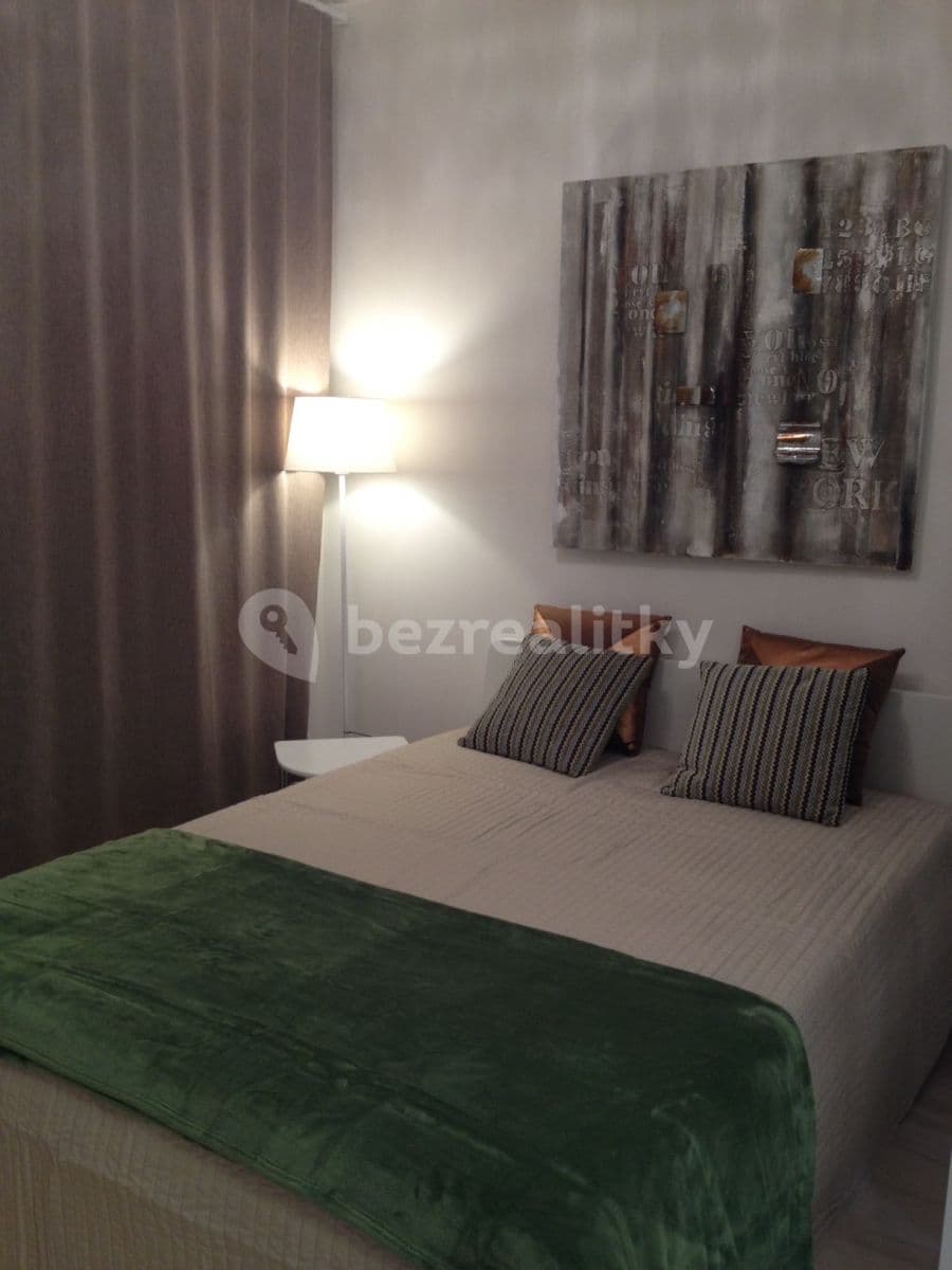 Studio flat to rent, 35 m², Prague, Prague Studio flat to rent, 35 m², Prague, Prague