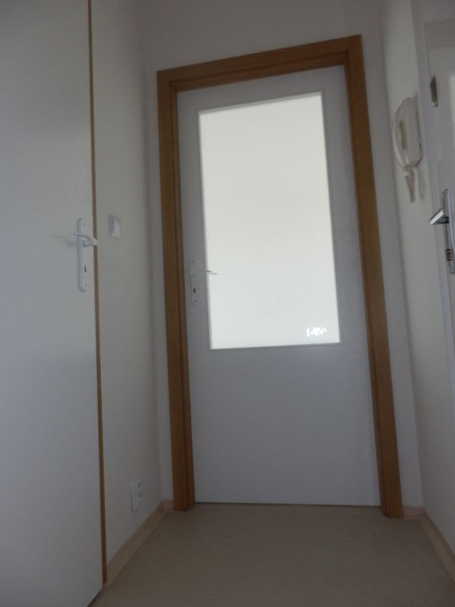 1 bedroom flat to rent, 32 m², Kaplická, Prague, Prague 1 bedroom flat to rent, 32 m², Kaplická, Prague, Prague