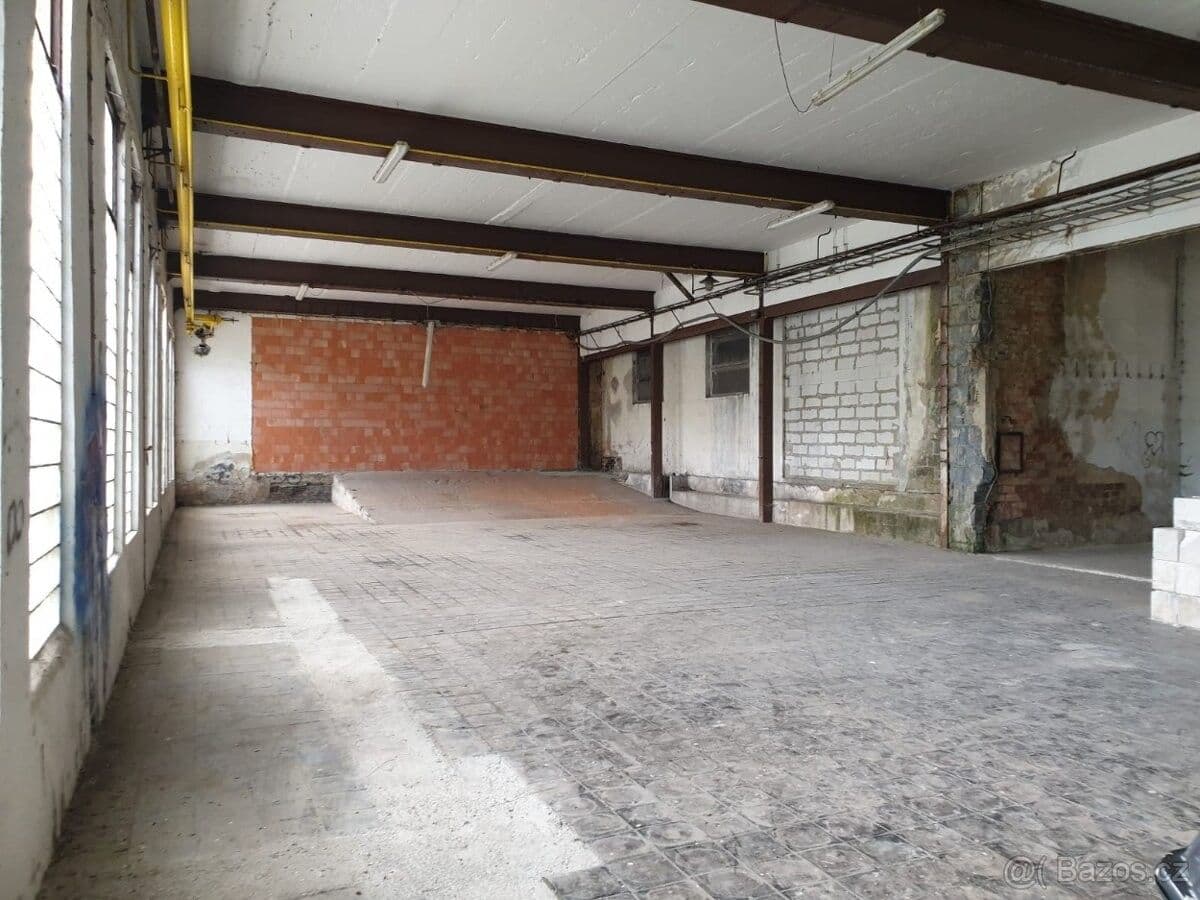 non-residential property to rent, 550 m², Otvovice, Středočeský Region non-residential property to rent, 550 m², Otvovice, Středočeský Region