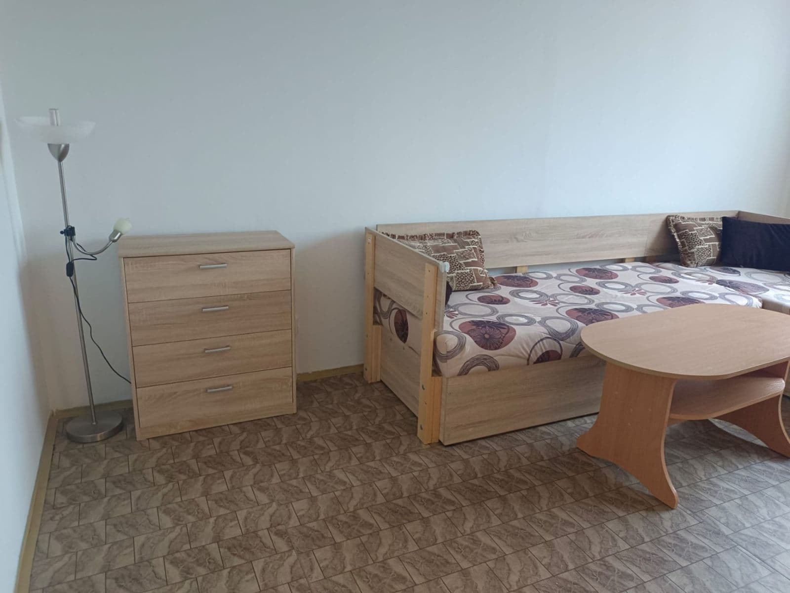 1 bedroom with open-plan kitchen flat to rent, 47 m², Durychova, Hradec Králové, Královéhradecký Region 1 bedroom with open-plan kitchen flat to rent, 47 m², Durychova, Hradec Králové, Královéhradecký Region