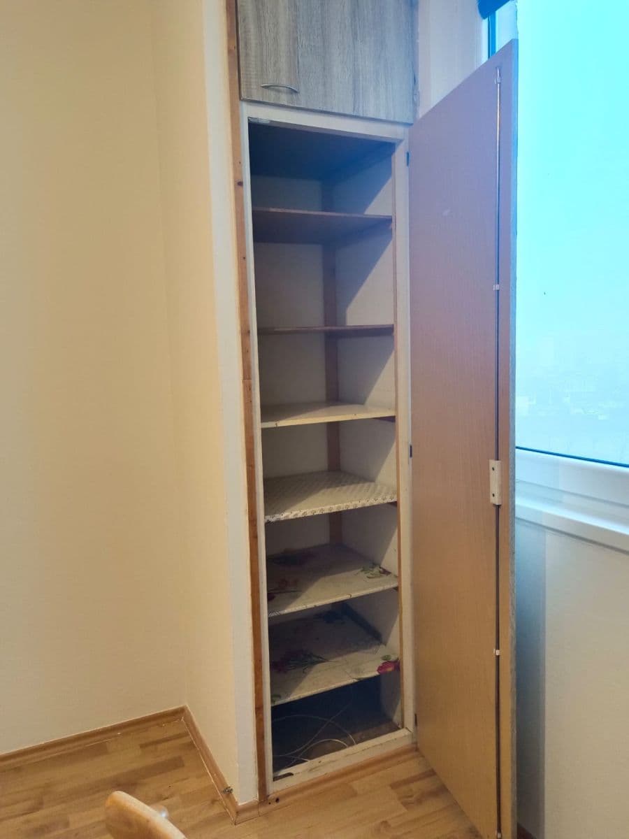 1 bedroom with open-plan kitchen flat to rent, 47 m², Durychova, Hradec Králové, Královéhradecký Region 1 bedroom with open-plan kitchen flat to rent, 47 m², Durychova, Hradec Králové, Královéhradecký Region