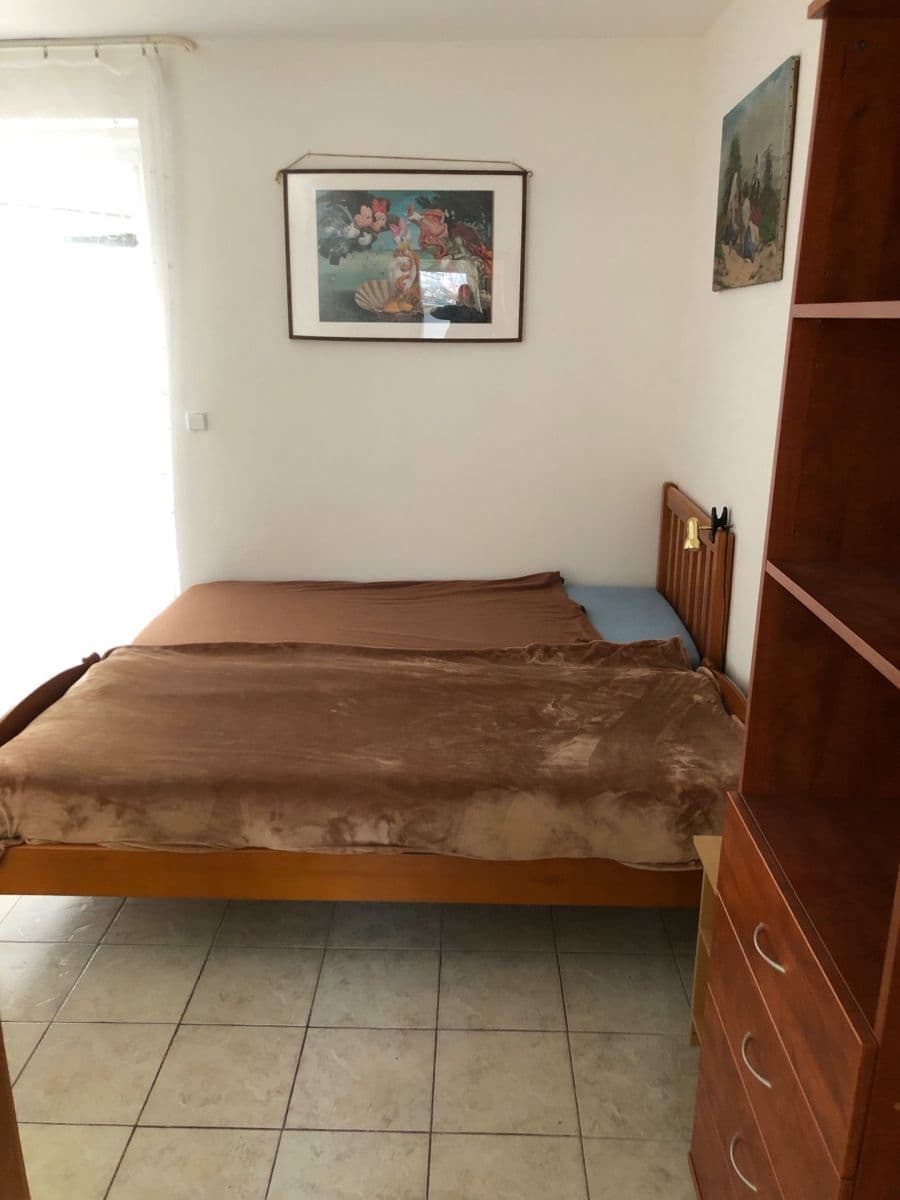 1 bedroom with open-plan kitchen flat to rent, 39 m², Mečeříž, Středočeský Region 1 bedroom with open-plan kitchen flat to rent, 39 m², Mečeříž, Středočeský Region