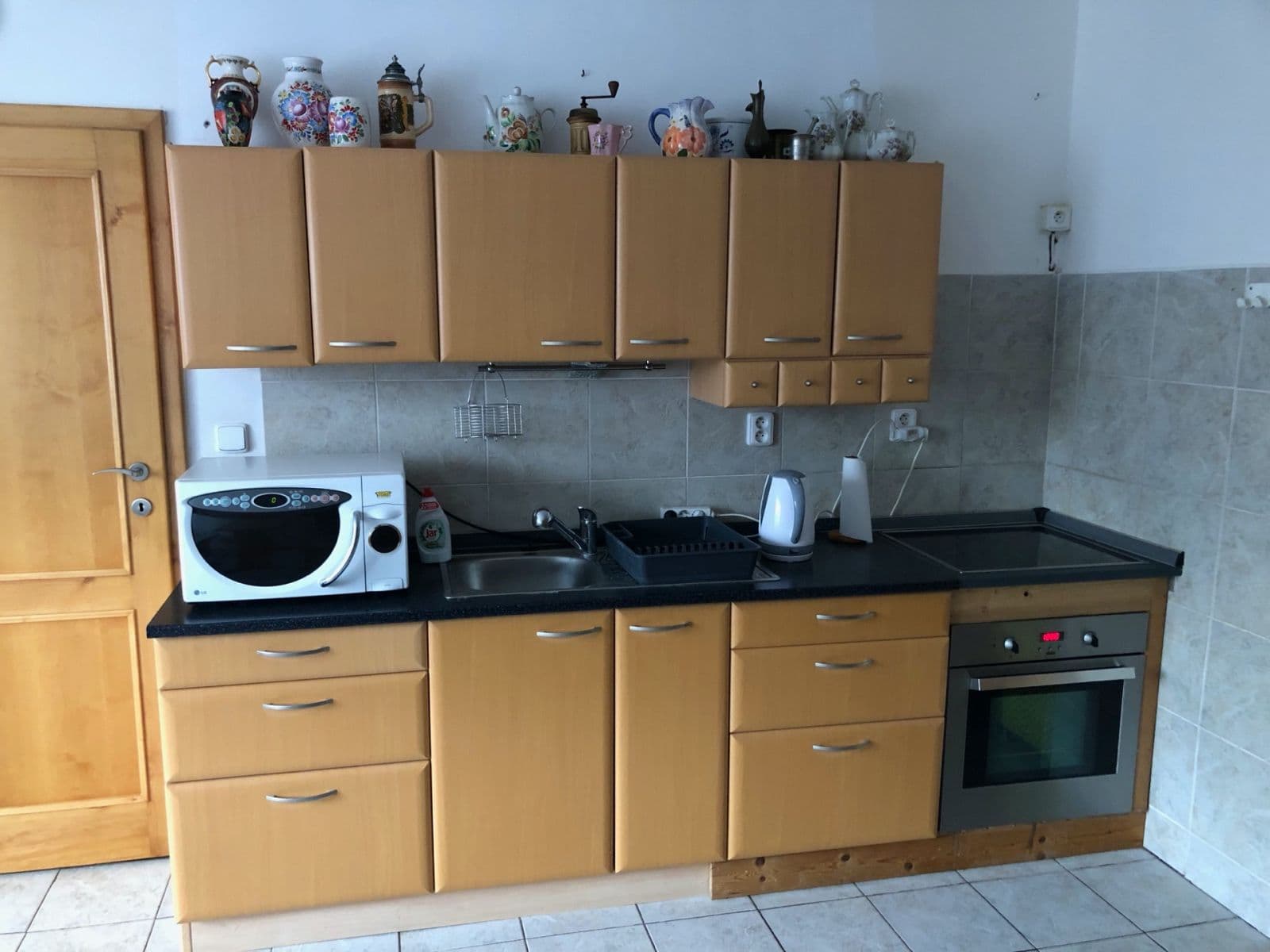 1 bedroom with open-plan kitchen flat to rent, 39 m², Mečeříž, Středočeský Region 1 bedroom with open-plan kitchen flat to rent, 39 m², Mečeříž, Středočeský Region