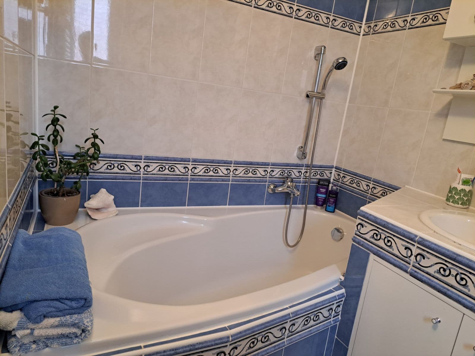 2 bedroom flat to rent, 60 m², Vrázova, Teplice, Ústecký Region 2 bedroom flat to rent, 60 m², Vrázova, Teplice, Ústecký Region