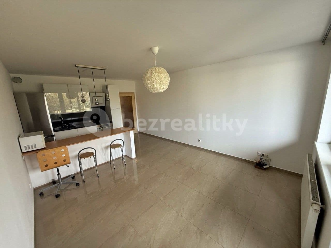 Studio flat to rent, 34 m², U Hostavického potoka, Prague, Prague Studio flat to rent, 34 m², U Hostavického potoka, Prague, Prague