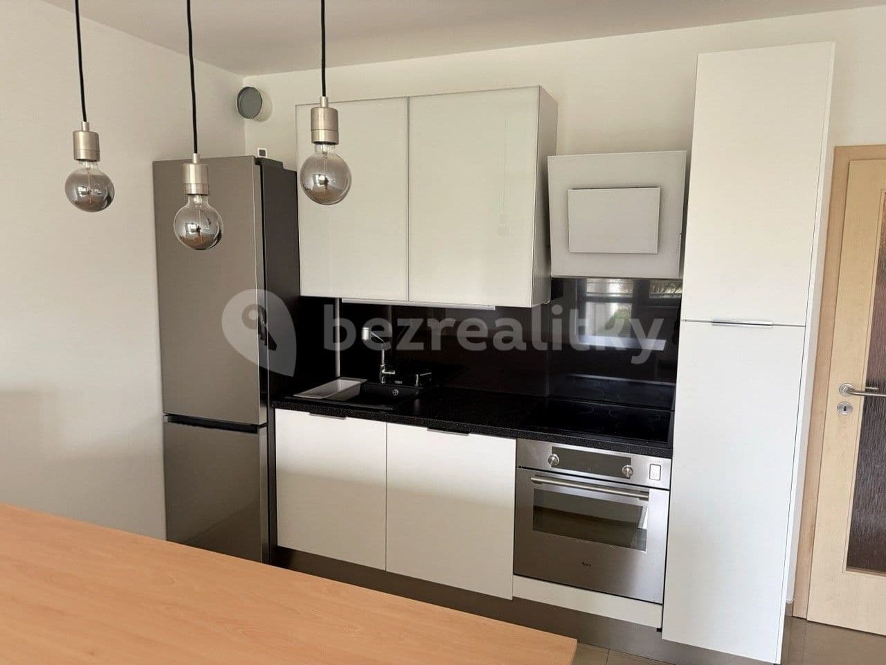 Studio flat to rent, 34 m², U Hostavického potoka, Prague, Prague Studio flat to rent, 34 m², U Hostavického potoka, Prague, Prague