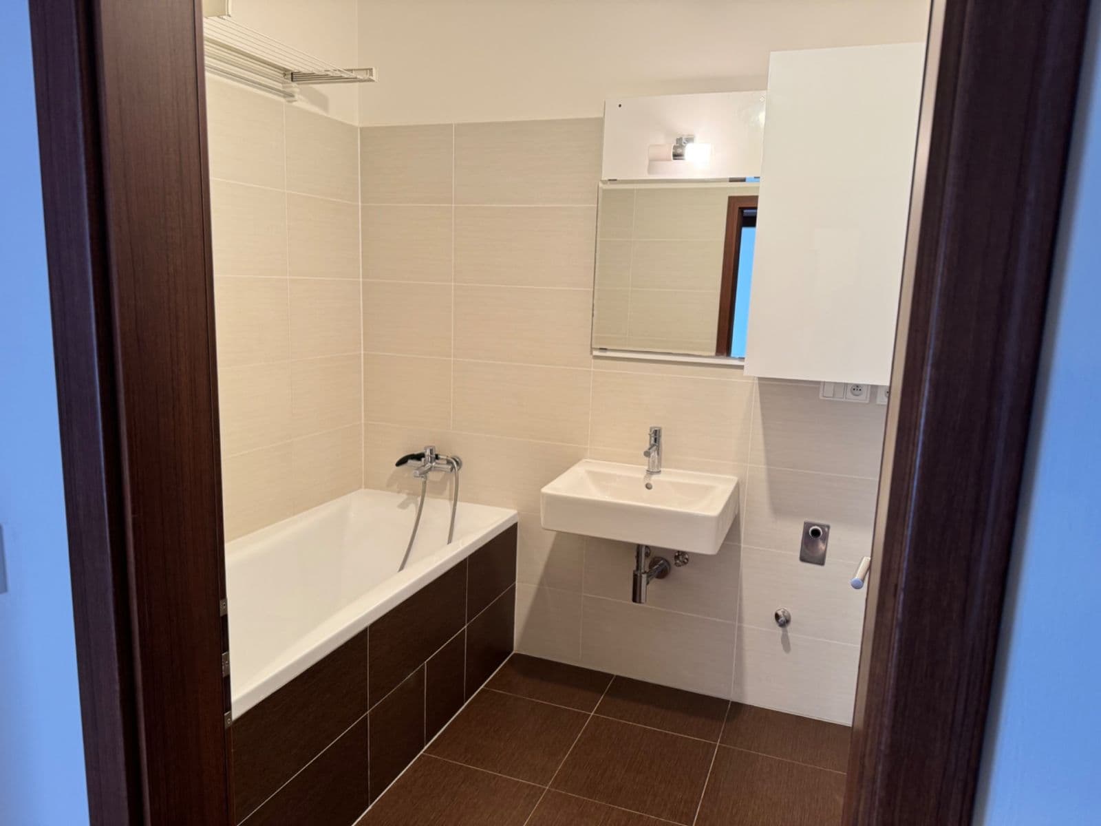 1 bedroom with open-plan kitchen flat to rent, 51 m², Počernická, Prague, Prague 1 bedroom with open-plan kitchen flat to rent, 51 m², Počernická, Prague, Prague