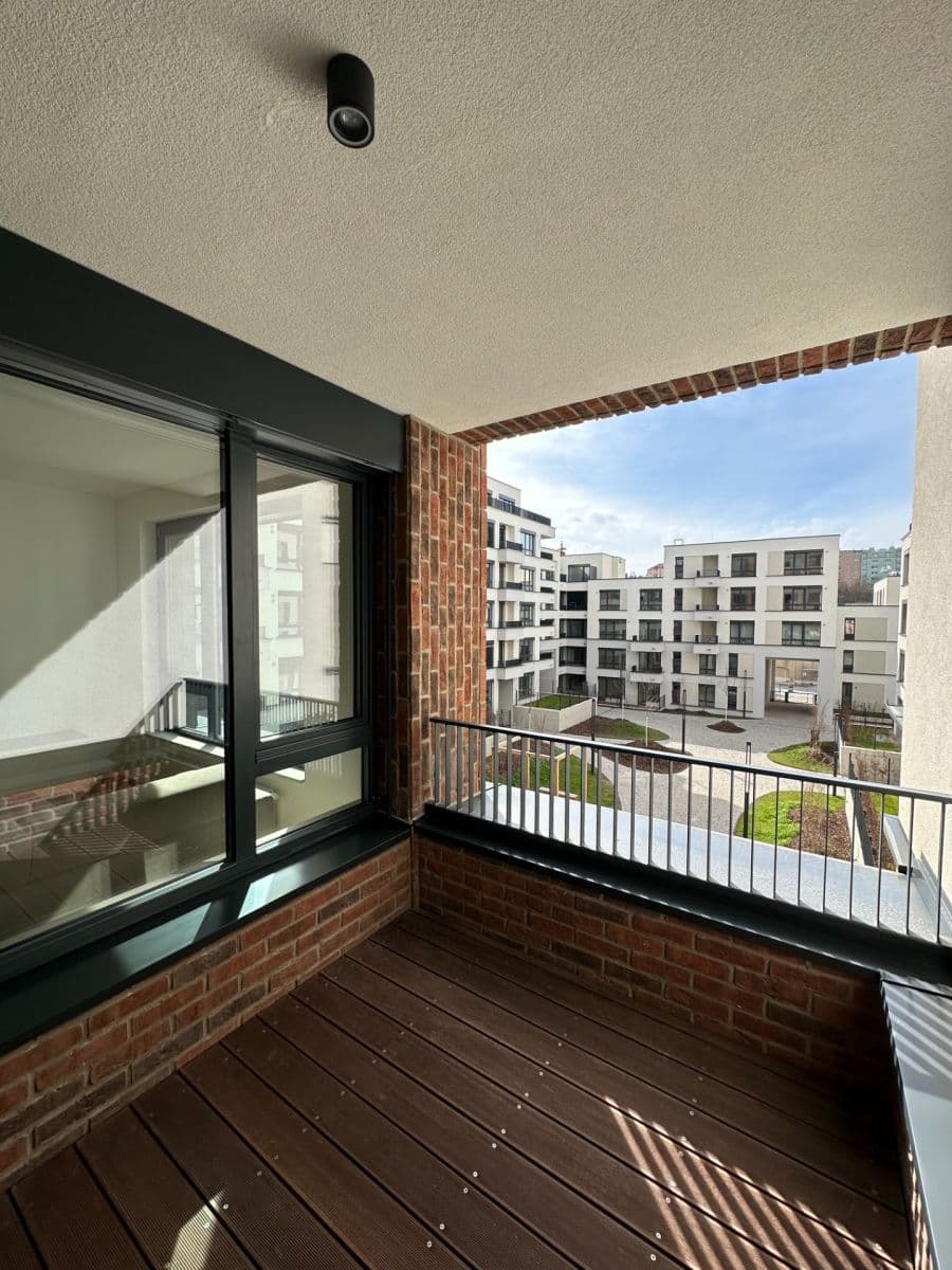 1 bedroom with open-plan kitchen flat to rent, 64 m², Závišova, Prague, Prague 1 bedroom with open-plan kitchen flat to rent, 64 m², Závišova, Prague, Prague