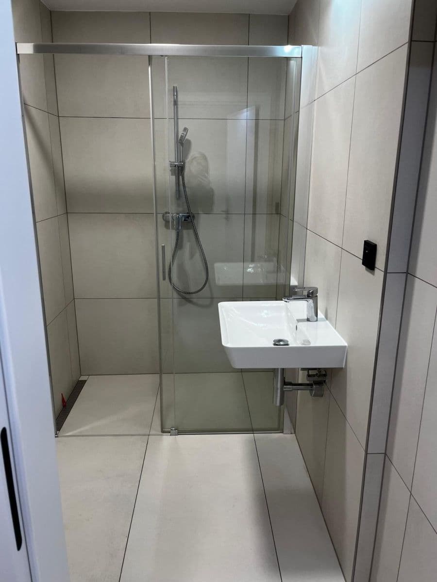 Studio flat to rent, 33 m², Krymská, Prague, Prague Studio flat to rent, 33 m², Krymská, Prague, Prague