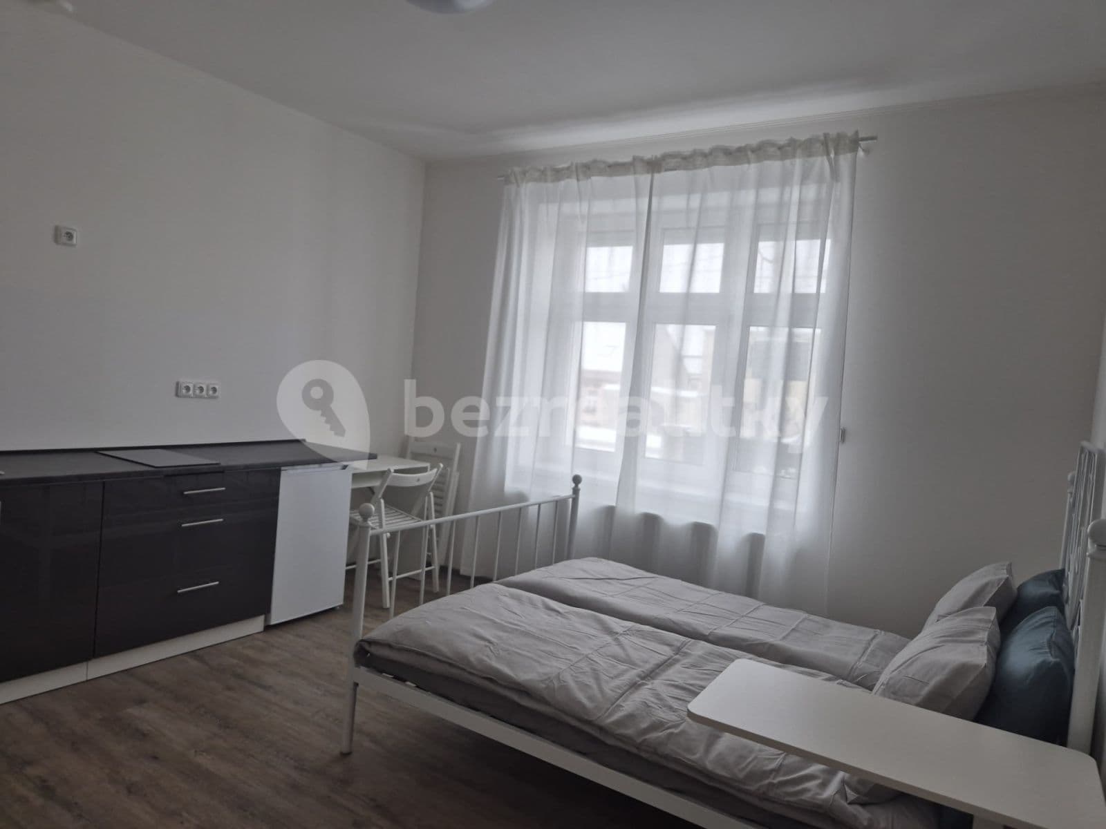 Studio flat to rent, 20 m², Bělohorská, Prague, Prague Studio flat to rent, 20 m², Bělohorská, Prague, Prague
