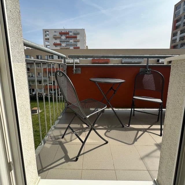 Studio flat to rent, 34 m², Hornoměcholupská, Prague, Prague Studio flat to rent, 34 m², Hornoměcholupská, Prague, Prague