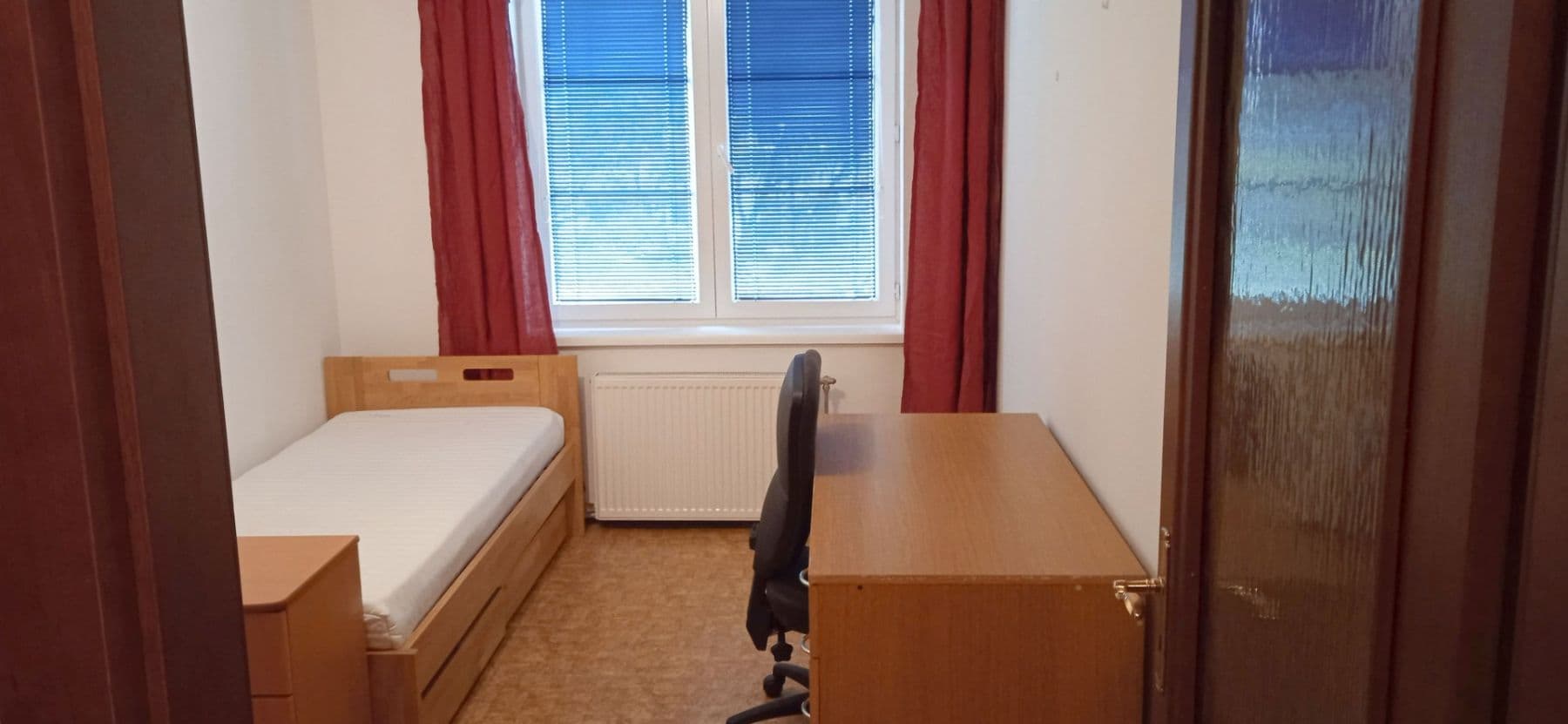 3 bedroom with open-plan kitchen flat to rent, 119 m², Kotlanova, Brno, Jihomoravský Region 3 bedroom with open-plan kitchen flat to rent, 119 m², Kotlanova, Brno, Jihomoravský Region