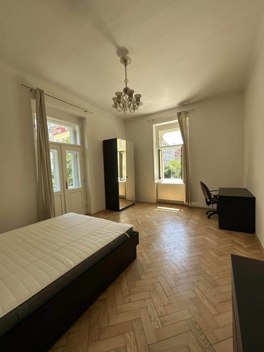 2 bedroom with open-plan kitchen flat to rent, 94 m², Šumavská, Prague, Prague 2 bedroom with open-plan kitchen flat to rent, 94 m², Šumavská, Prague, Prague