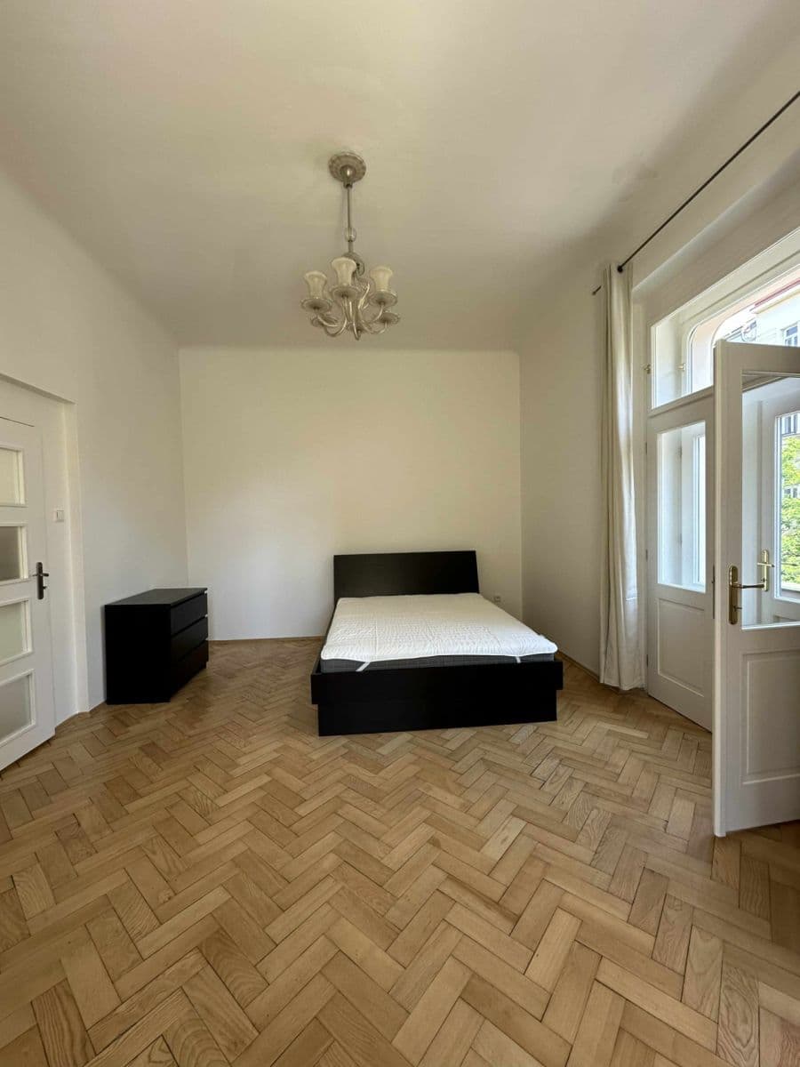 2 bedroom with open-plan kitchen flat to rent, 94 m², Šumavská, Prague, Prague 2 bedroom with open-plan kitchen flat to rent, 94 m², Šumavská, Prague, Prague