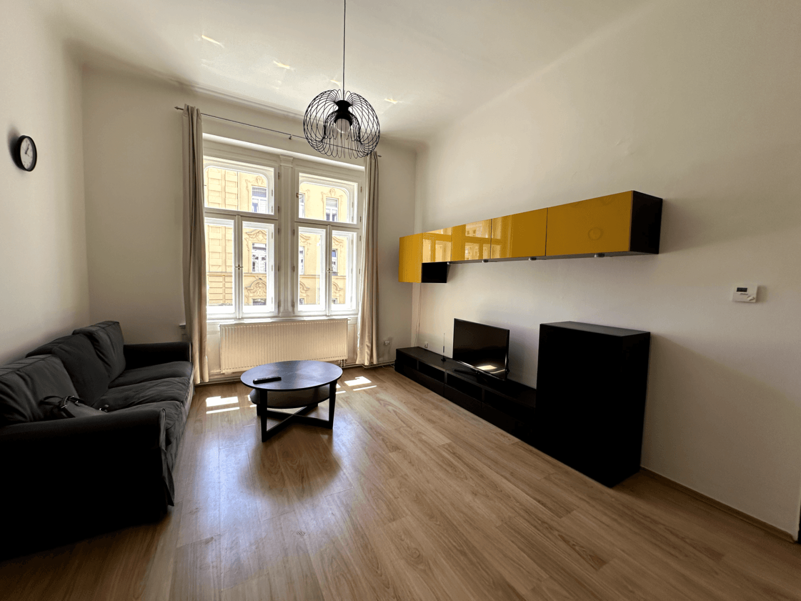 2 bedroom with open-plan kitchen flat to rent, 94 m², Šumavská, Prague, Prague 2 bedroom with open-plan kitchen flat to rent, 94 m², Šumavská, Prague, Prague