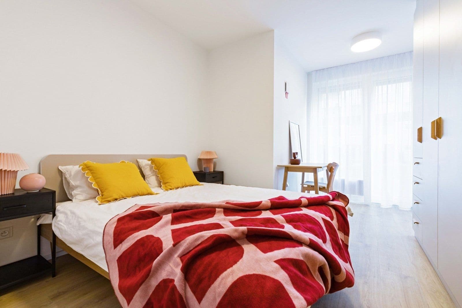 2 bedroom with open-plan kitchen flat to rent, 92 m², Vrbenského, Prague, Prague 2 bedroom with open-plan kitchen flat to rent, 92 m², Vrbenského, Prague, Prague