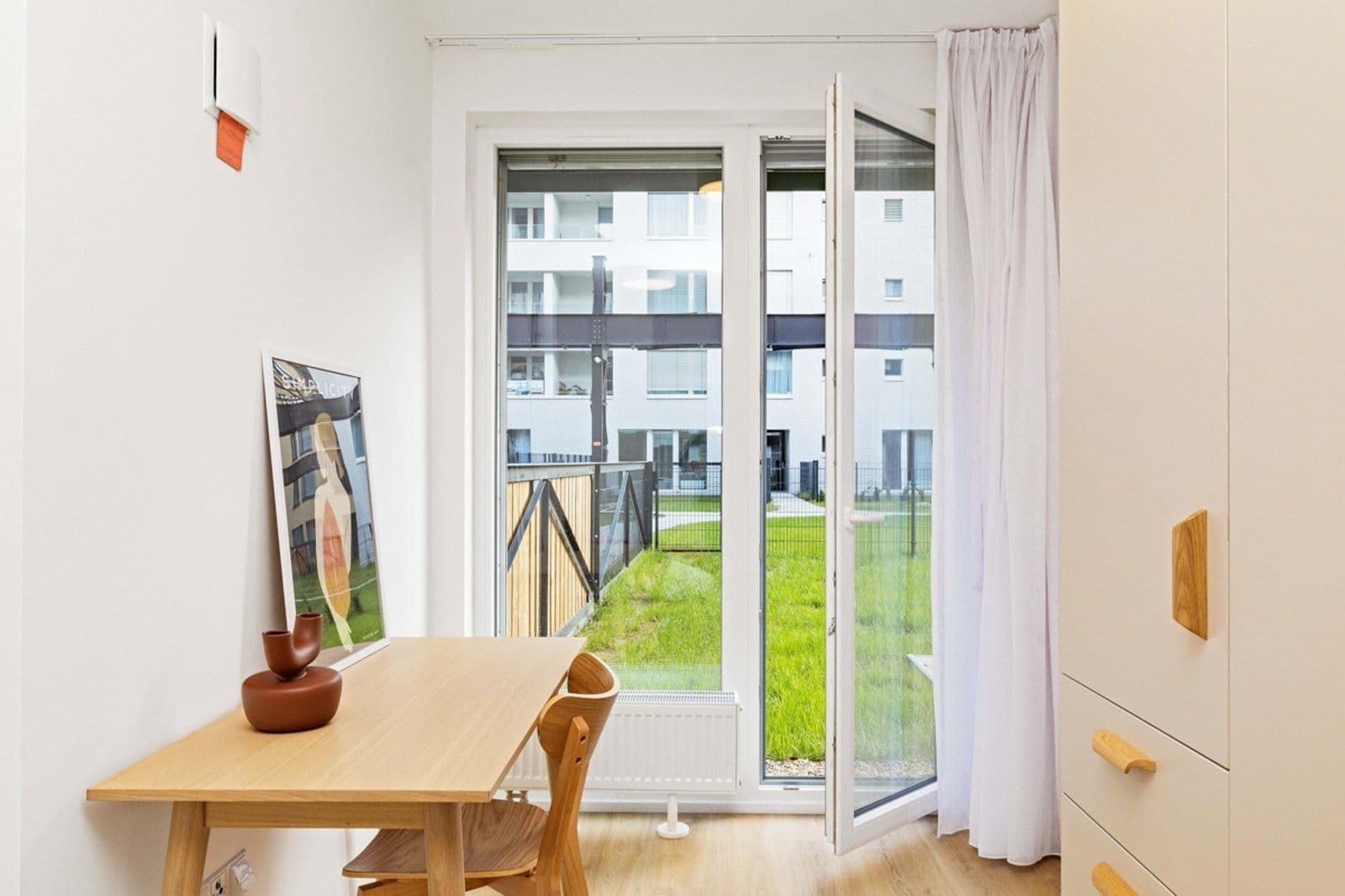 2 bedroom with open-plan kitchen flat to rent, 92 m², Vrbenského, Prague, Prague 2 bedroom with open-plan kitchen flat to rent, 92 m², Vrbenského, Prague, Prague
