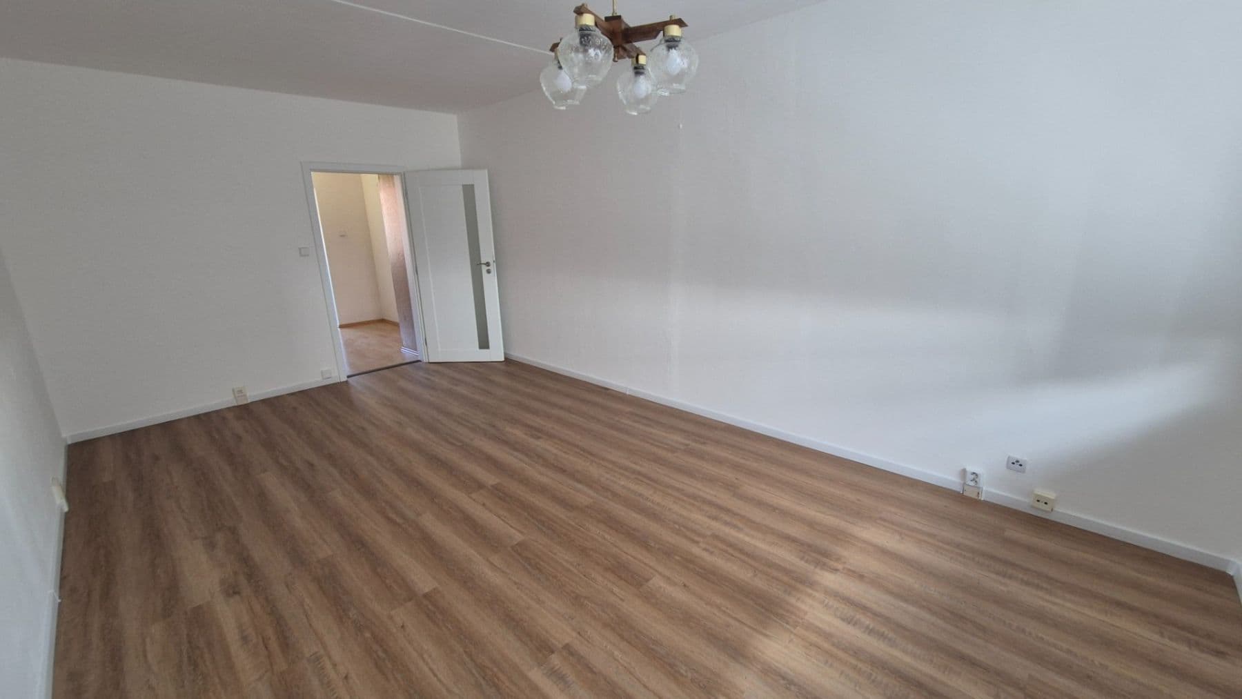 3 bedroom flat to rent, 79 m², Kpt. Stránského, Prague, Prague 3 bedroom flat to rent, 79 m², Kpt. Stránského, Prague, Prague