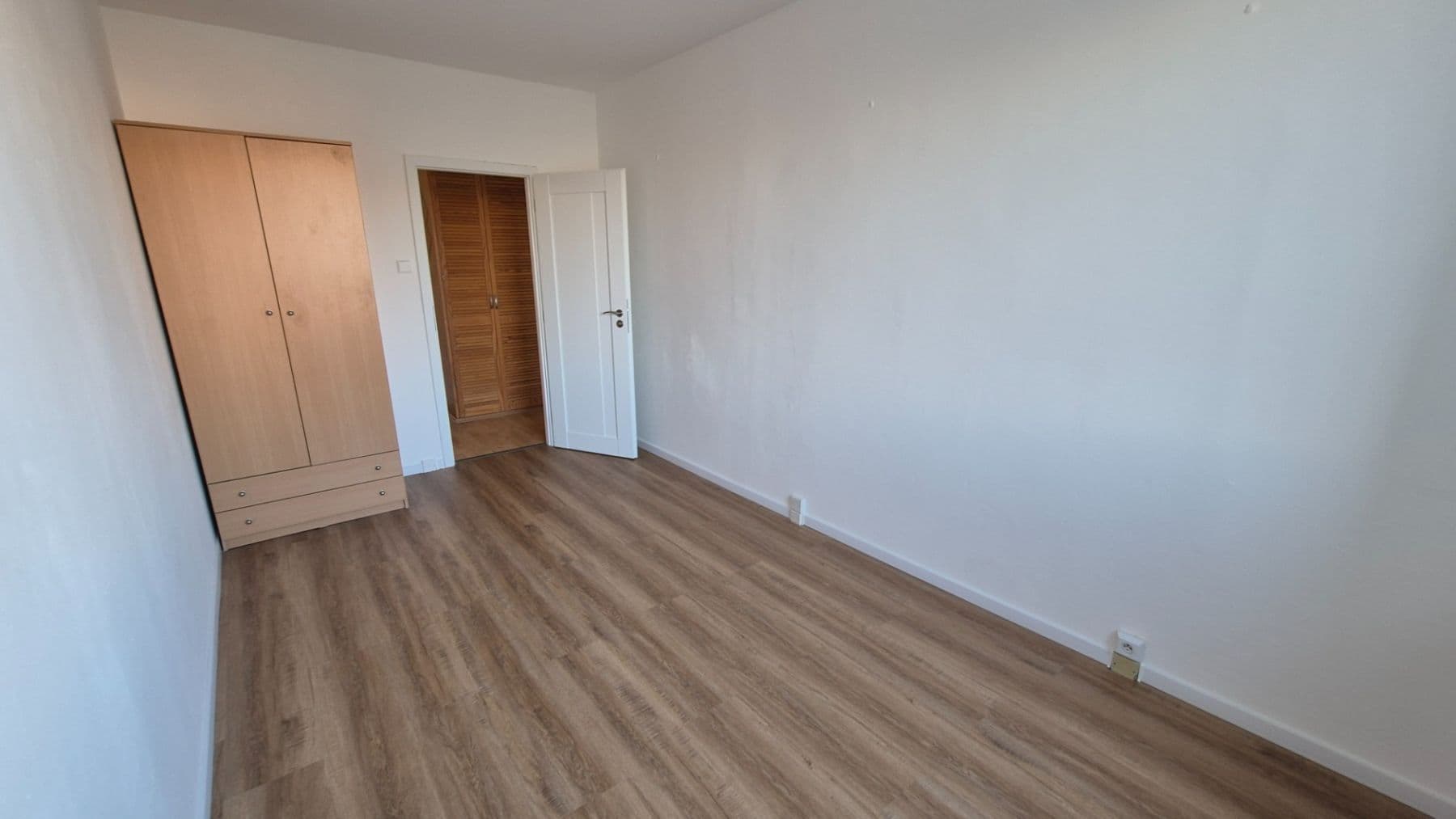 3 bedroom flat to rent, 79 m², Kpt. Stránského, Prague, Prague 3 bedroom flat to rent, 79 m², Kpt. Stránského, Prague, Prague