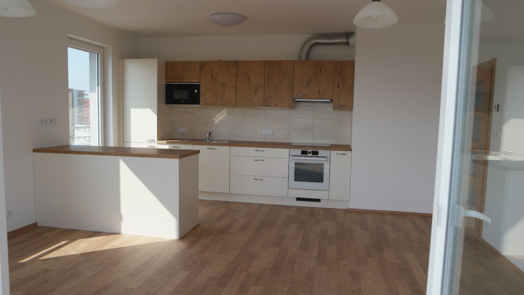 2 bedroom with open-plan kitchen flat to rent, 83 m², Kadečkové, Prague, Prague 2 bedroom with open-plan kitchen flat to rent, 83 m², Kadečkové, Prague, Prague